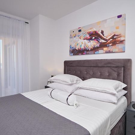 Villa Sky - Heating Pool Kastel Novi Ngoại thất bức ảnh