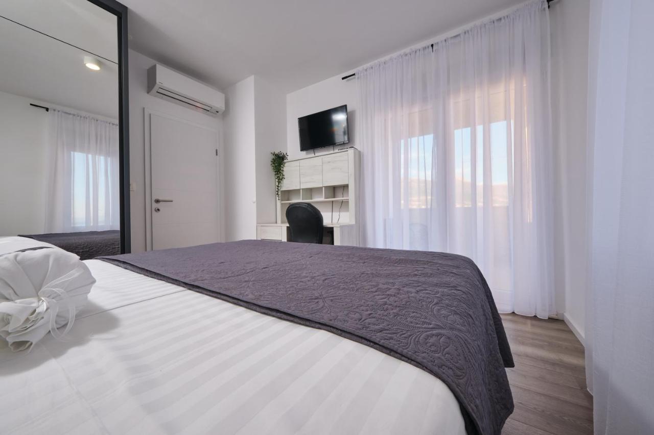 Villa Sky - Heating Pool Kastel Novi Ngoại thất bức ảnh