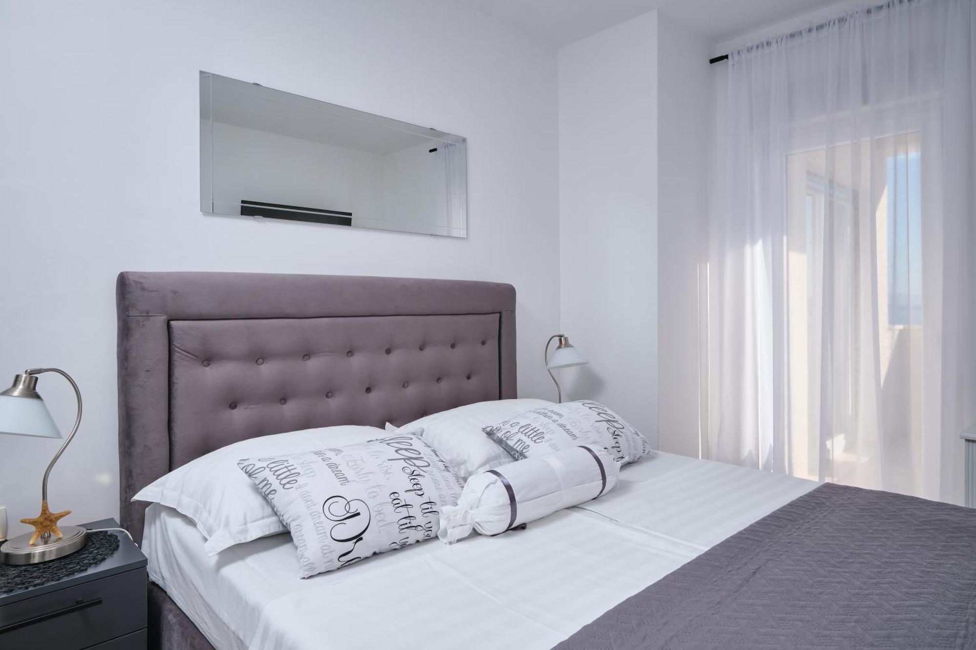 Villa Sky - Heating Pool Kastel Novi Ngoại thất bức ảnh