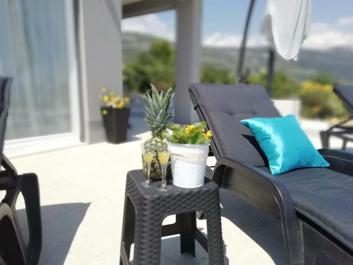 Villa Sky - Heating Pool Kastel Novi Ngoại thất bức ảnh